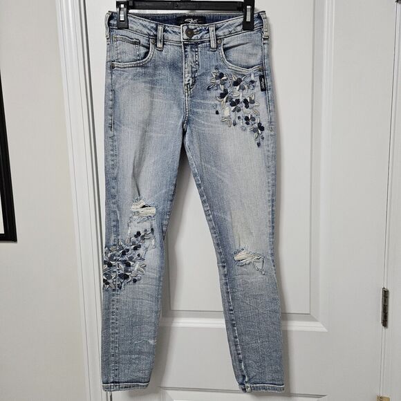 Silver Izzy Jeans Women’s 25 (27x26) Ankle Skinny Floral Embroidered Distressed - Picture 1 of 10